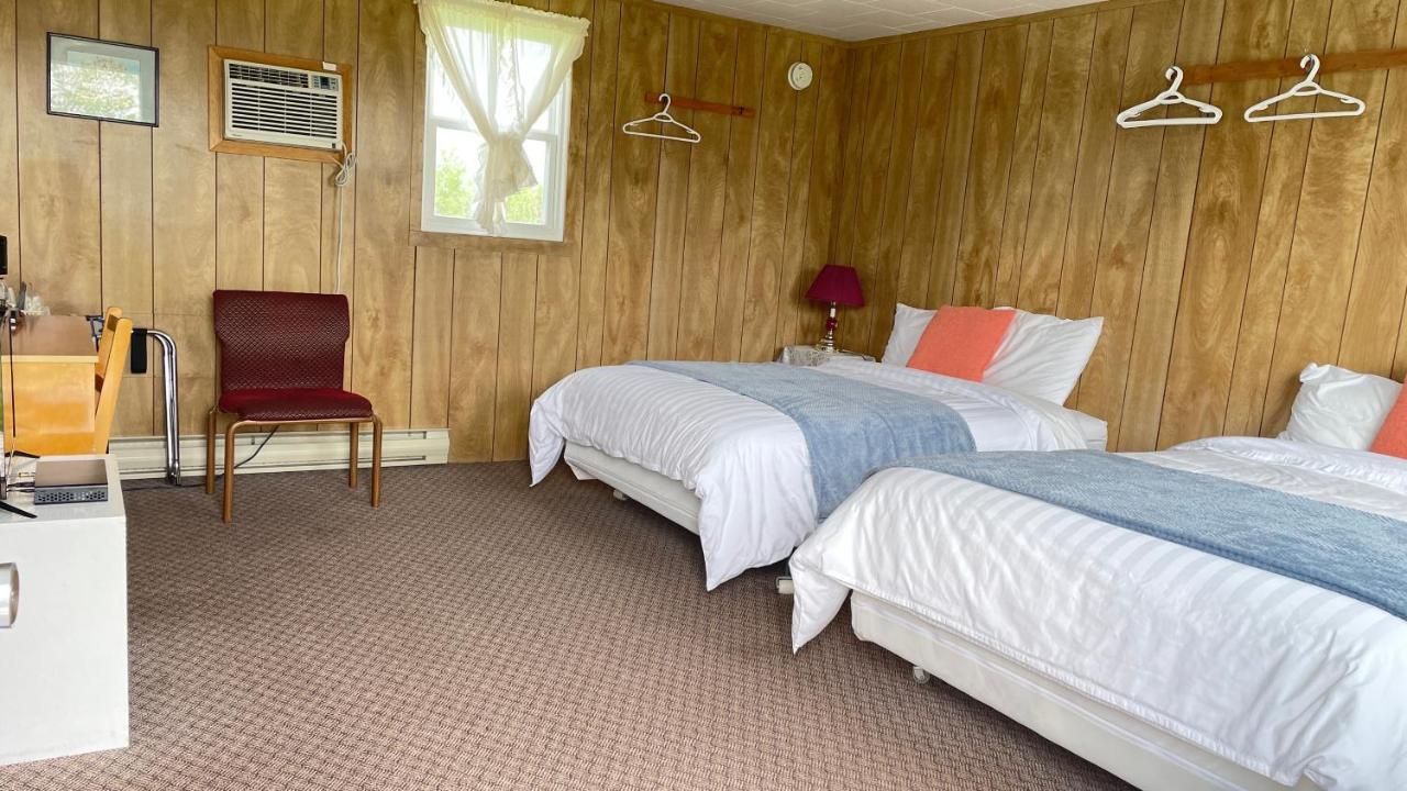 Rachel'S Motel And Cottages Surrey Екстер'єр фото
