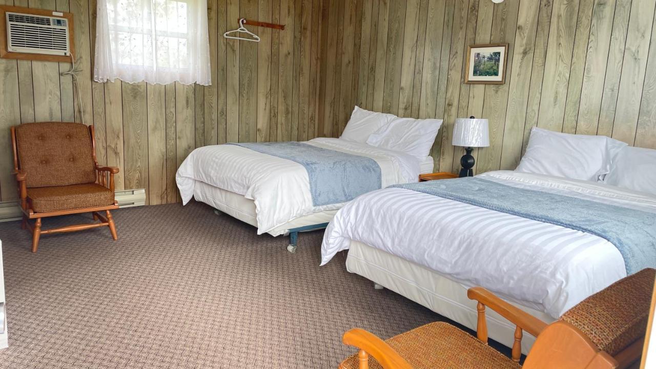 Rachel'S Motel And Cottages Surrey Екстер'єр фото